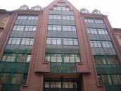 Pest Center Irodaház